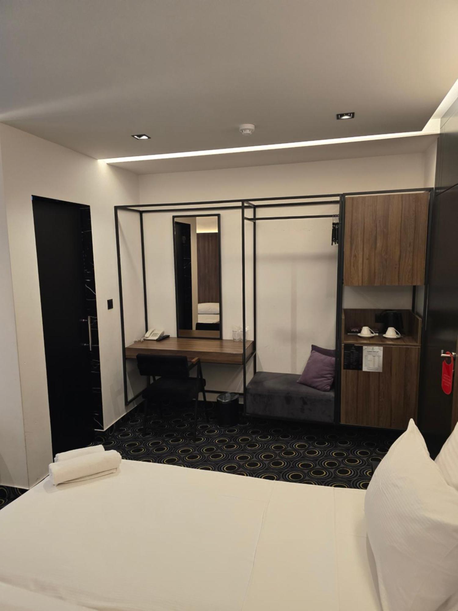 Hotel Carpe Diem Мостар Экстерьер фото